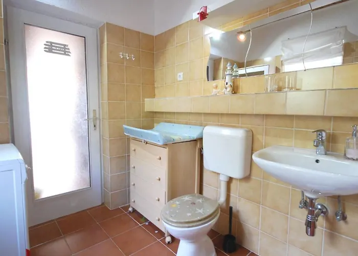 With Parking Space Njivice, Krk - 21769 Апартаменты *