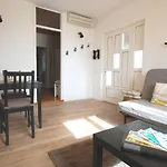 With Parking Space Njivice, Krk - 21769 Apartment Njivice